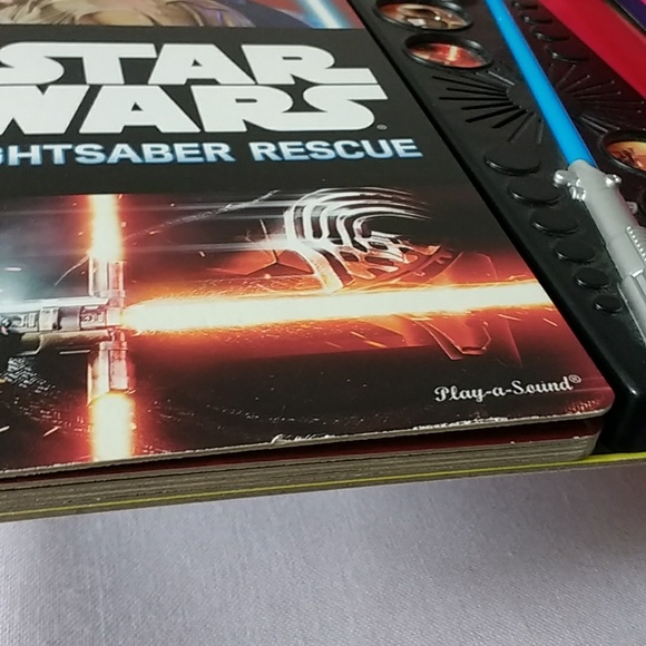 Star Wars Lightsaber Rescue play-a-sound book - Picture 5 of 5